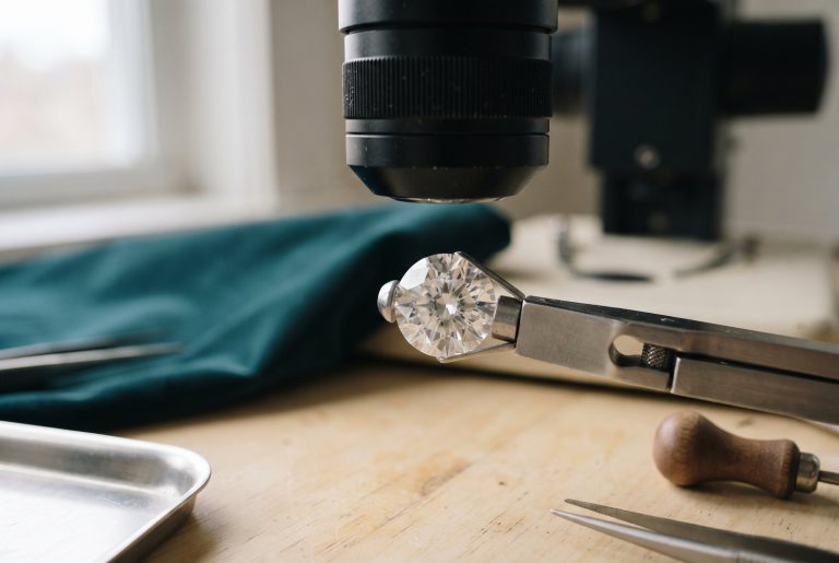 Diamond Clarity Scale: From FL to I3