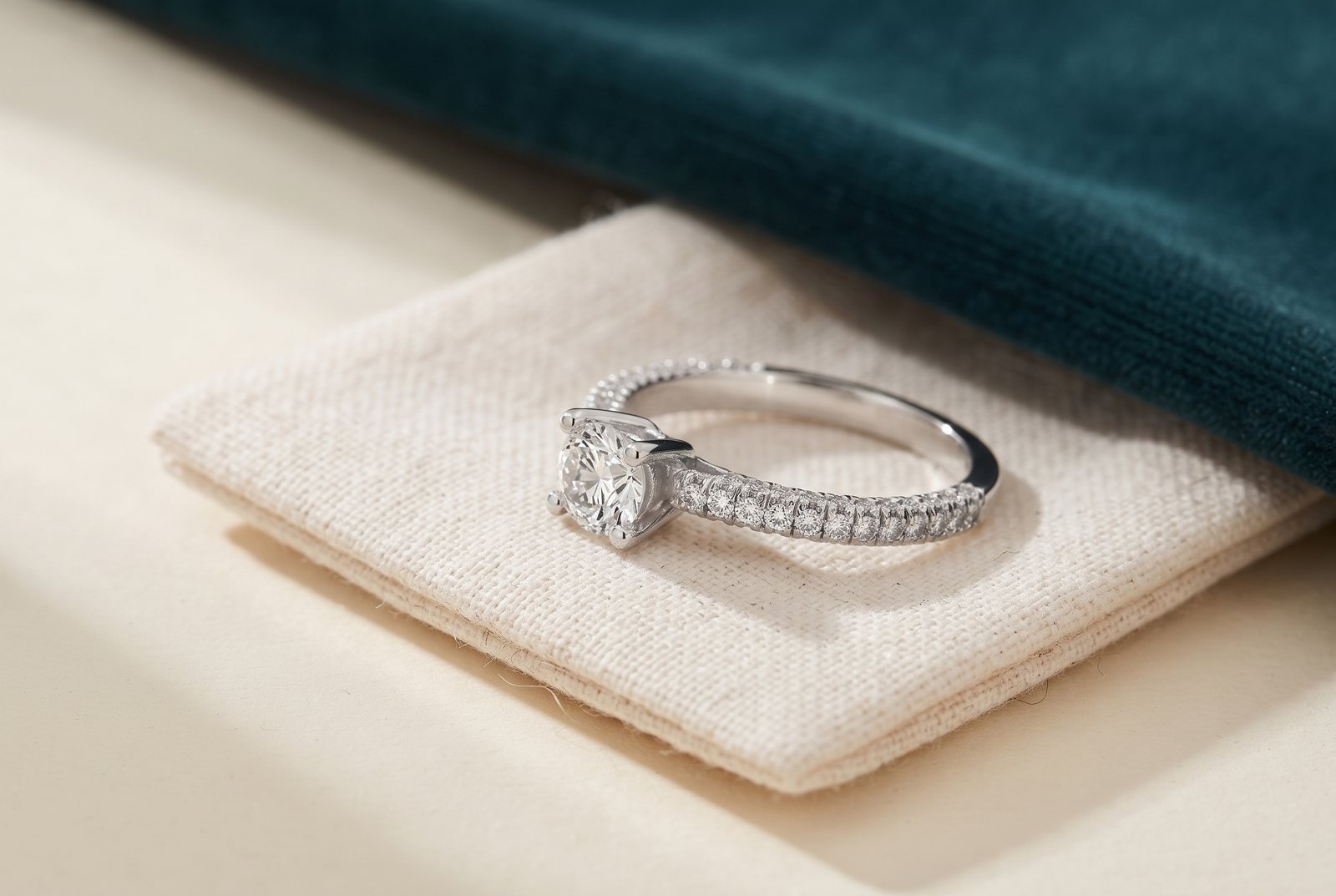 Affordable Diamond Rings: 7 Ways to Make the Most of Your Budget
